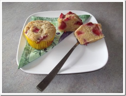 Strawbery Shortcake Muffins