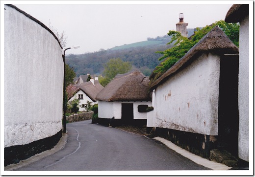 UK - Dartmoor thatched cottages
